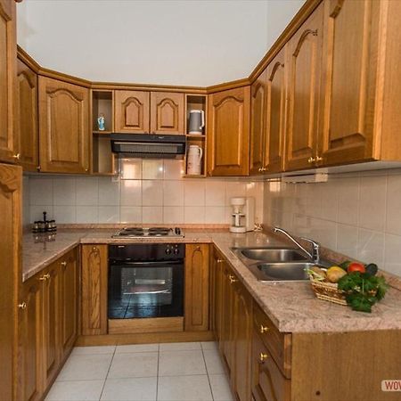 Apartmani Aria Рогозница Экстерьер фото