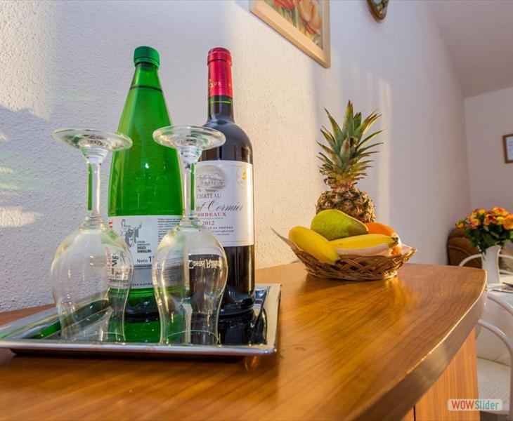 Apartmani Aria Рогозница Экстерьер фото